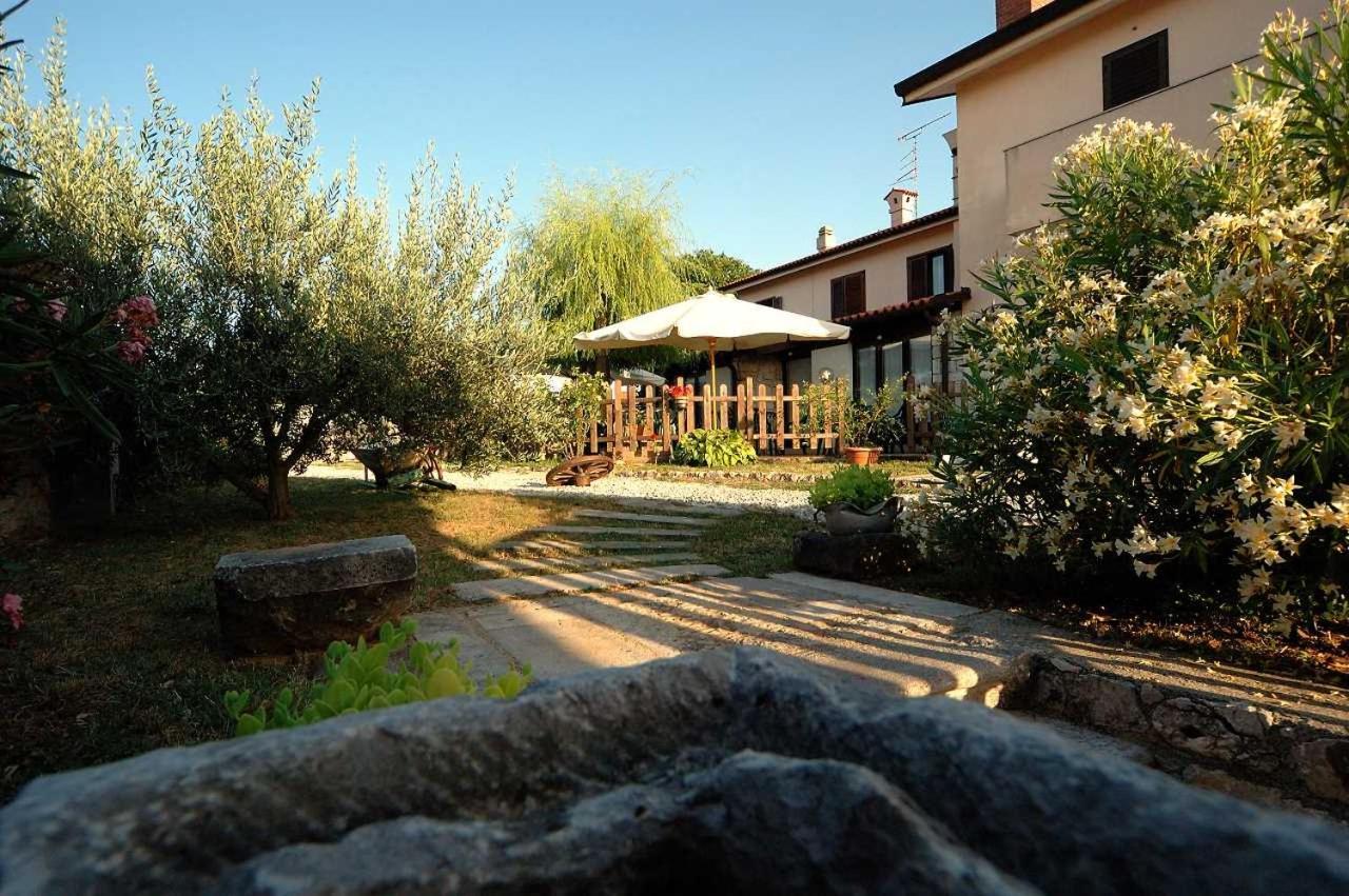 Bibc Wine & Holiday Trieste Bagian luar foto